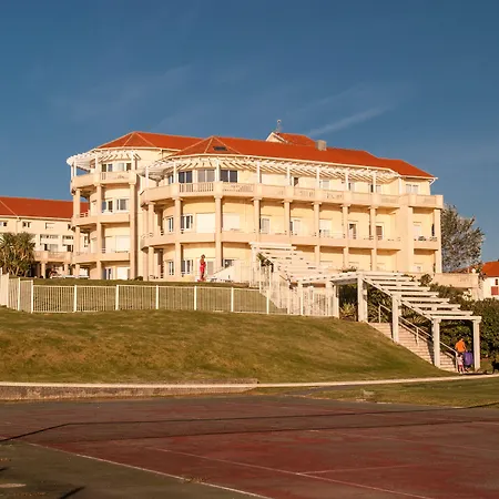 & Golf Eugenie Aparthotel 4*