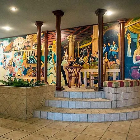 公寓式酒店 梅尔欧仁妮高尔夫酒店 4*