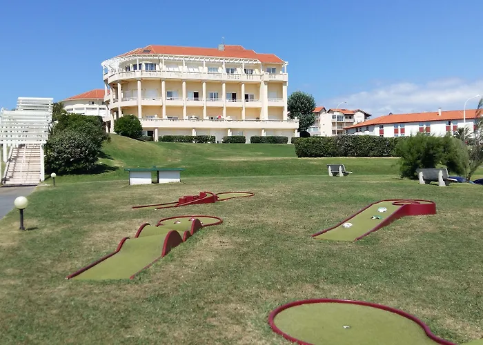 Aparthotel & Golf Eugenie