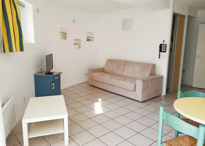 & Golf Eugenie Lejlighedshotel 4*